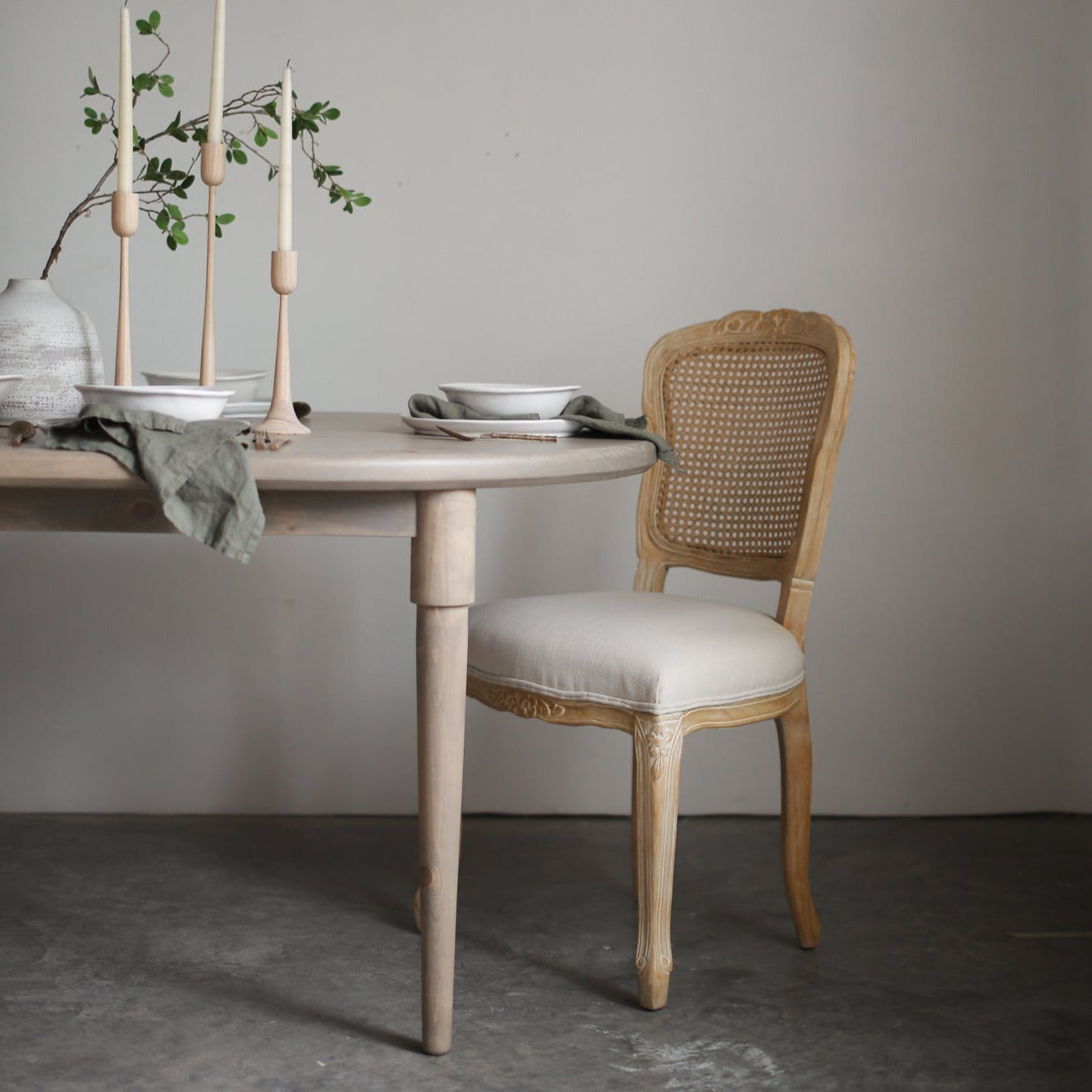 Isabella Dining Table