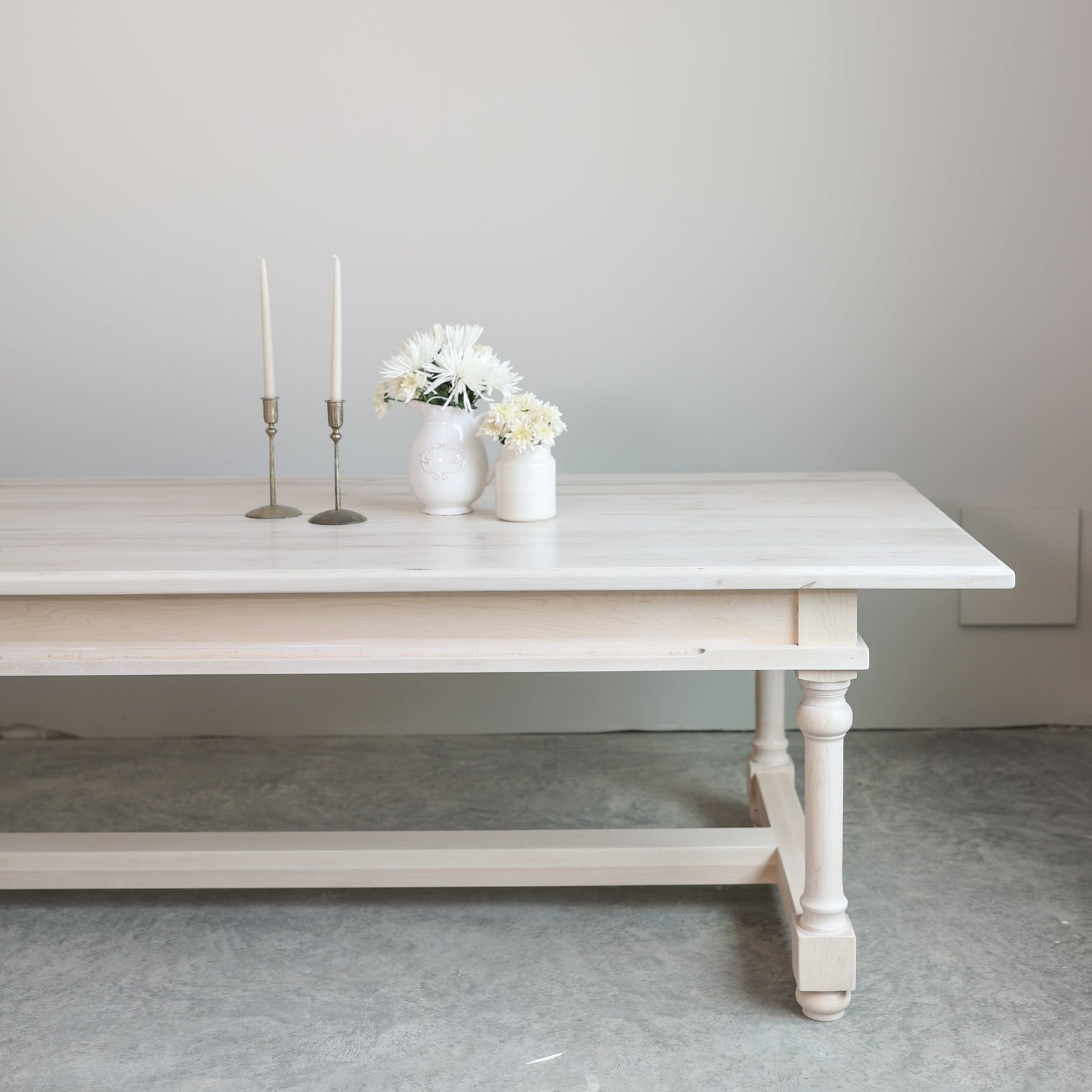 Charlotte Dining Table