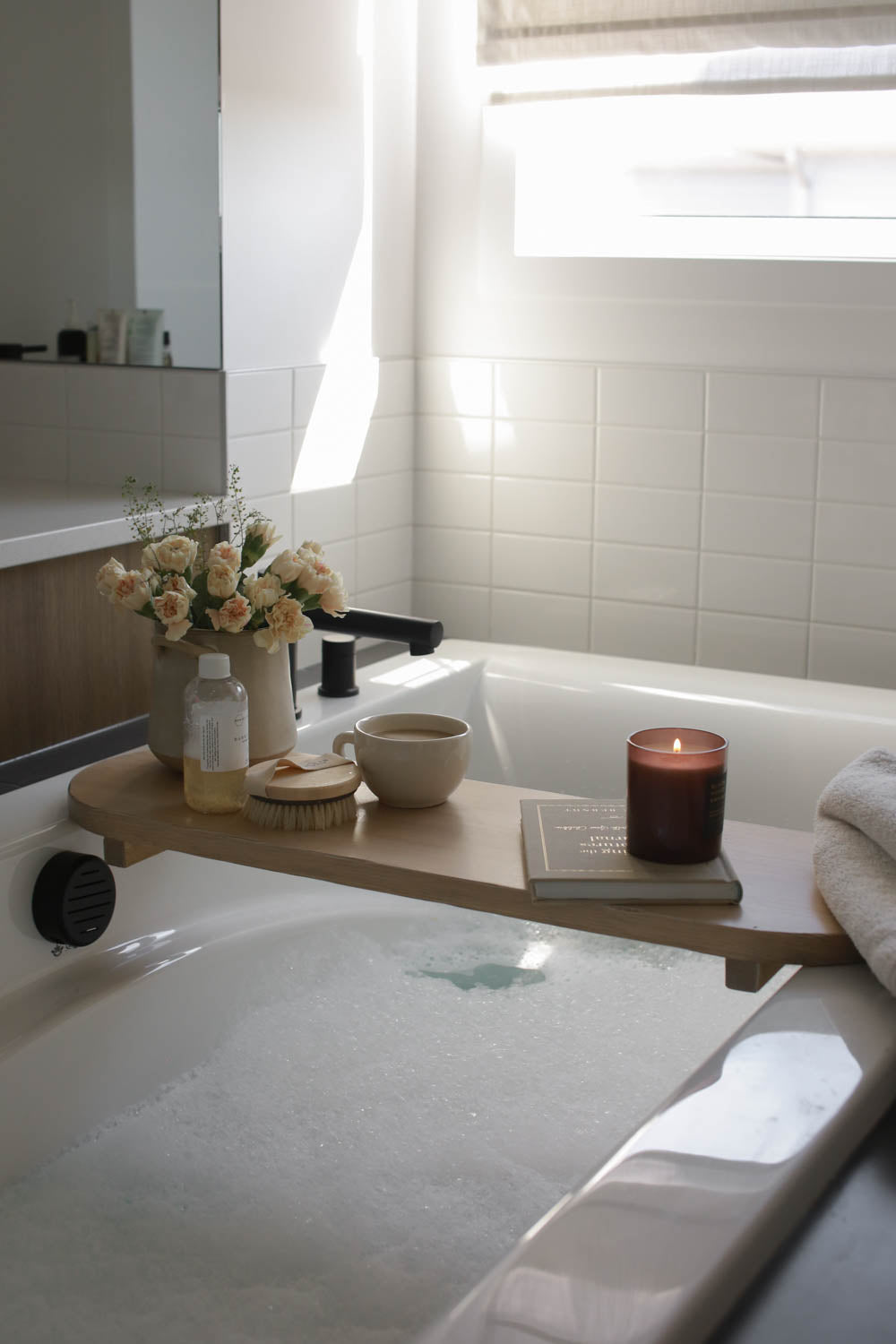 Nova Bathtub Tray