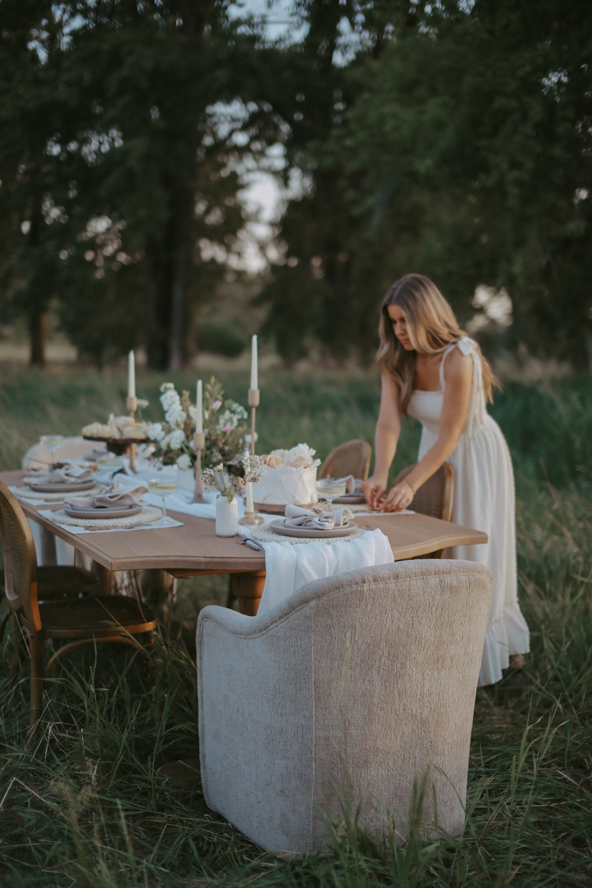 Olivia Dining Table
