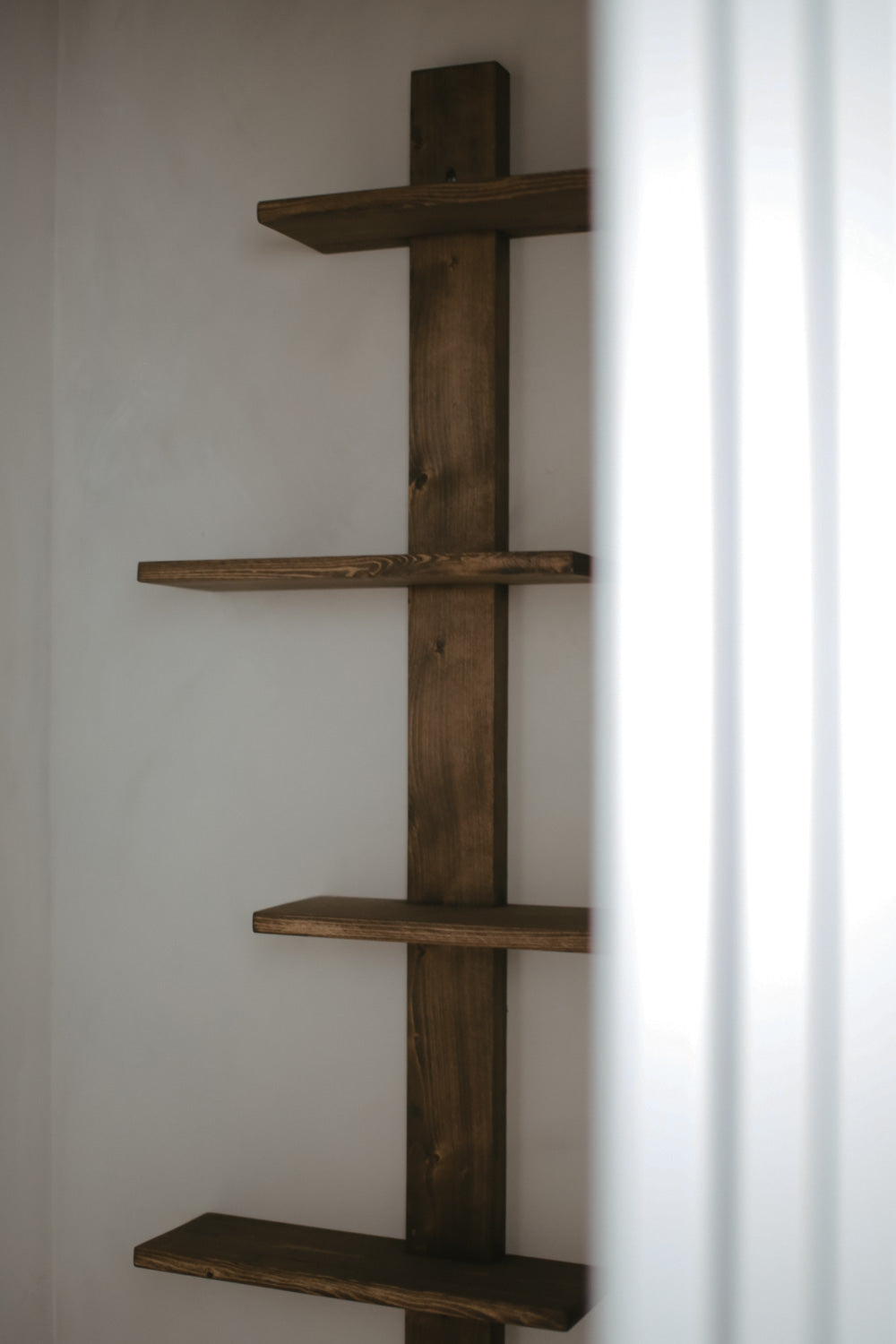 Waverly Shelf