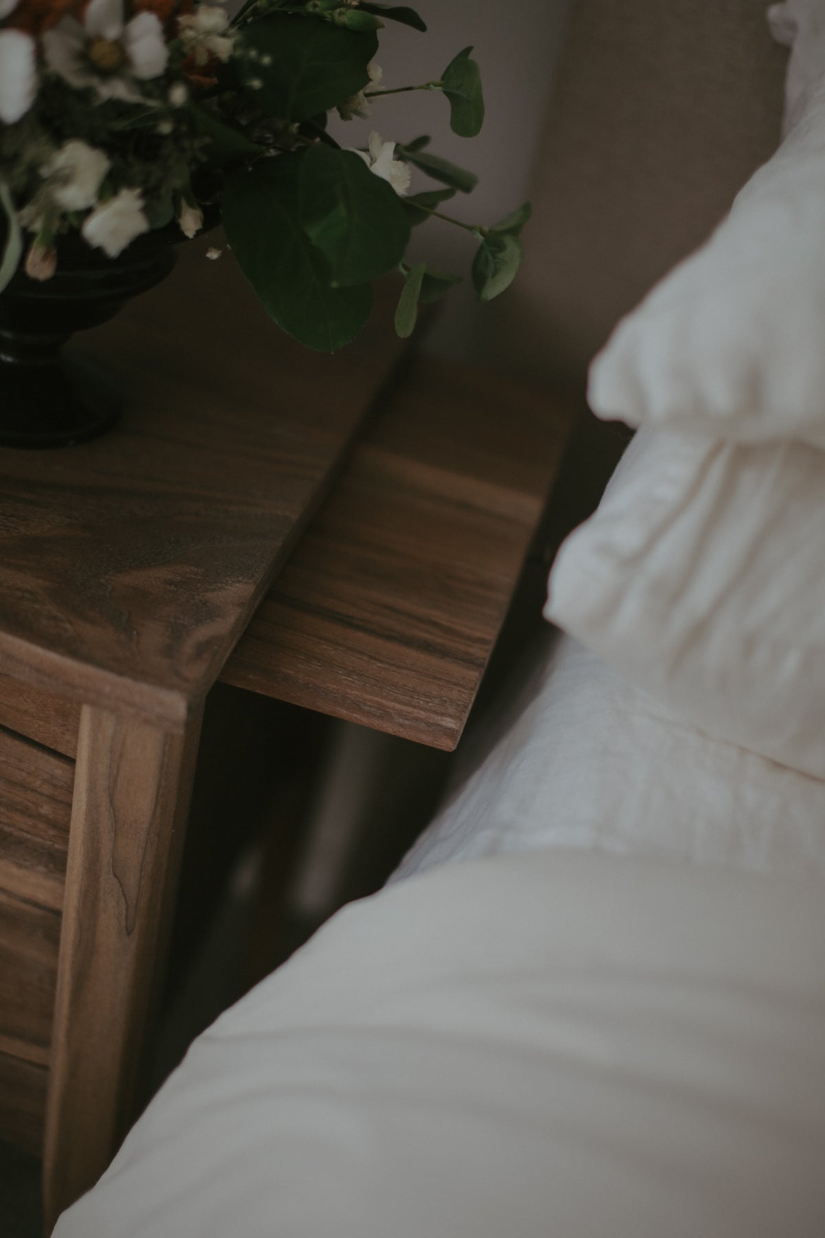 Wren Nightstand