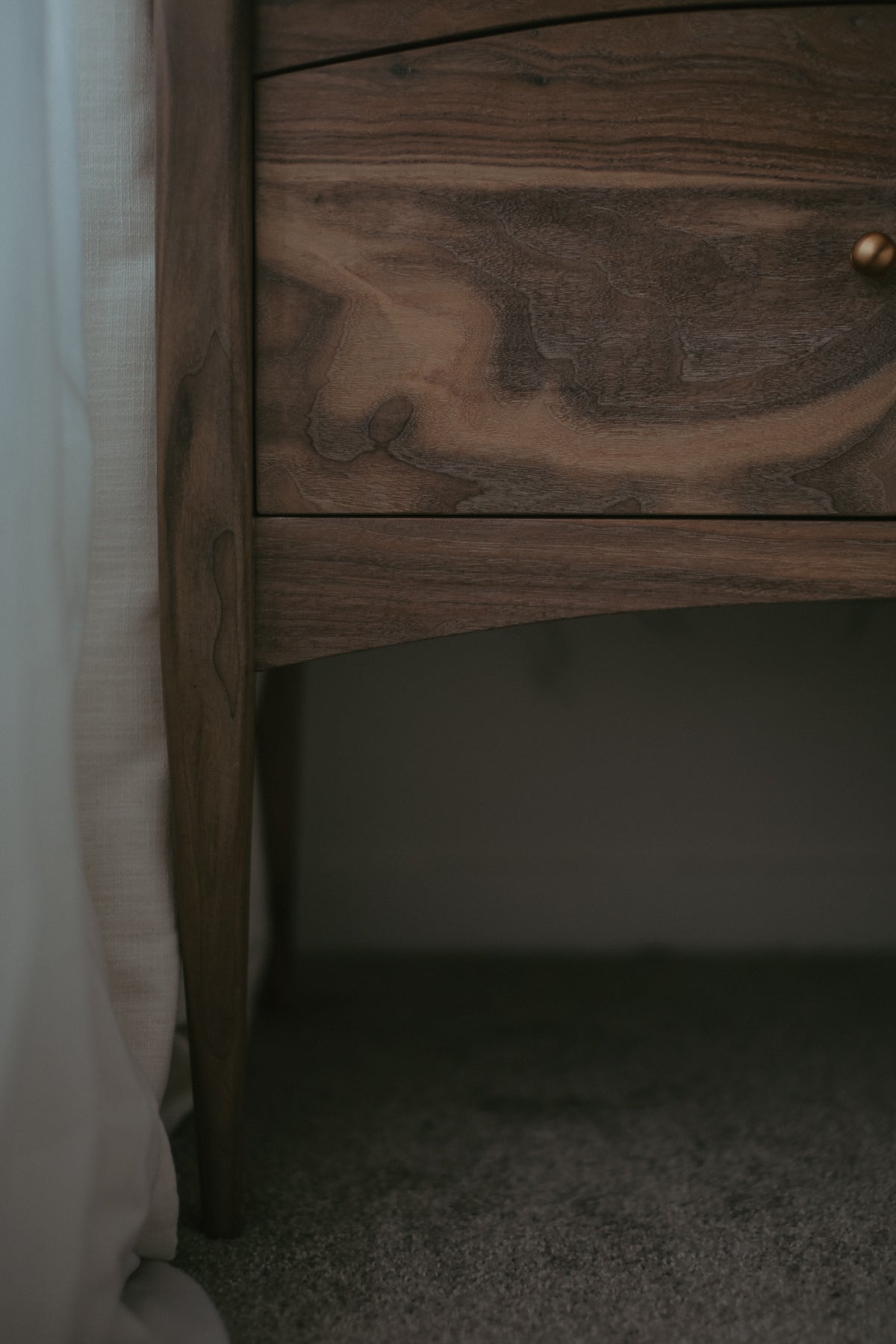 Wren Nightstand