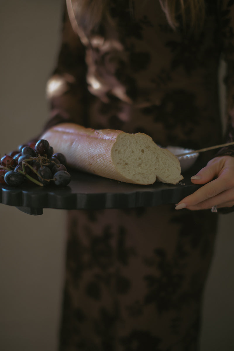 Scalloped Sapele Oval Riser