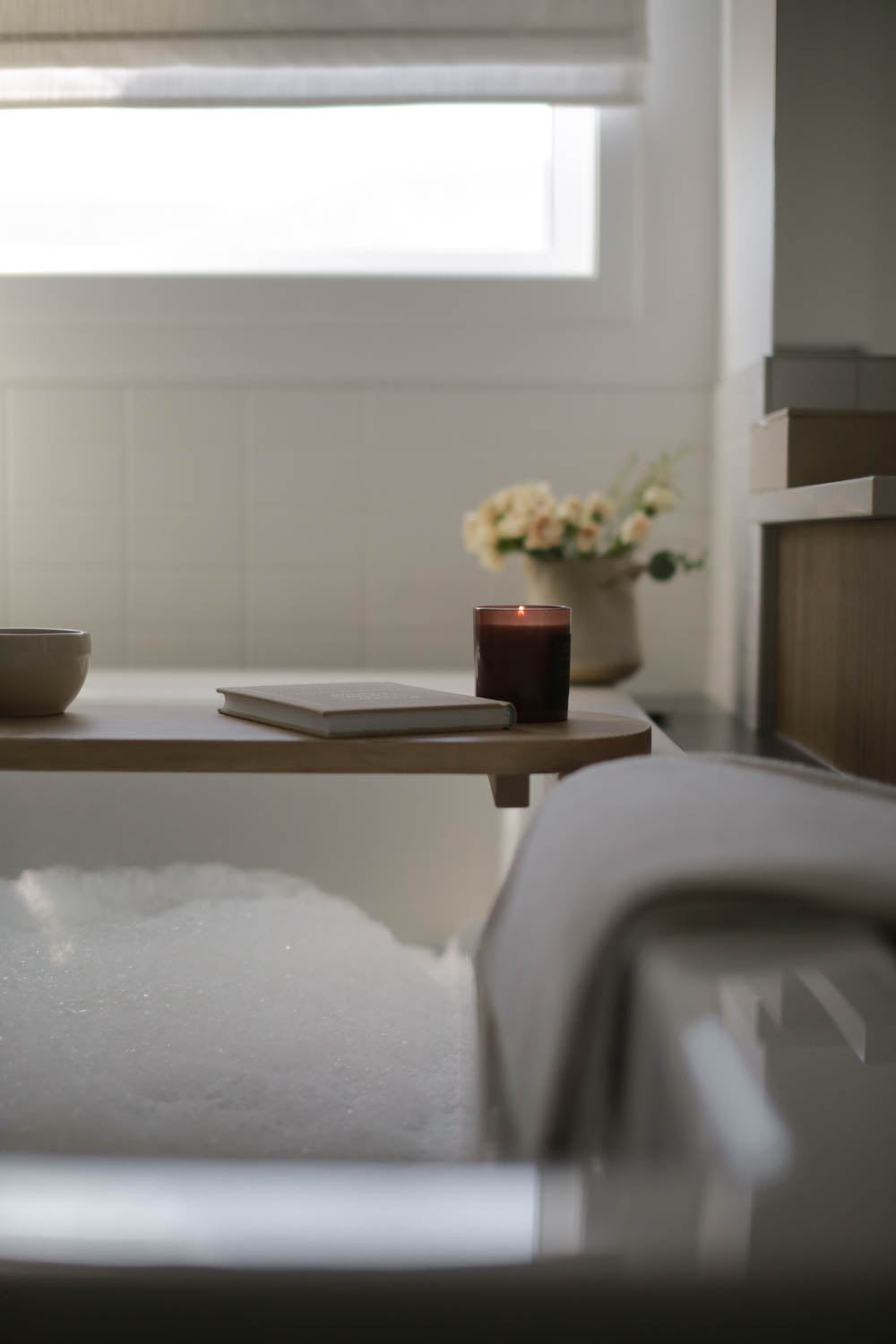 Nova Bathtub Tray