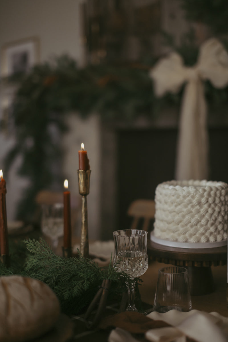 Remington Cake Stand