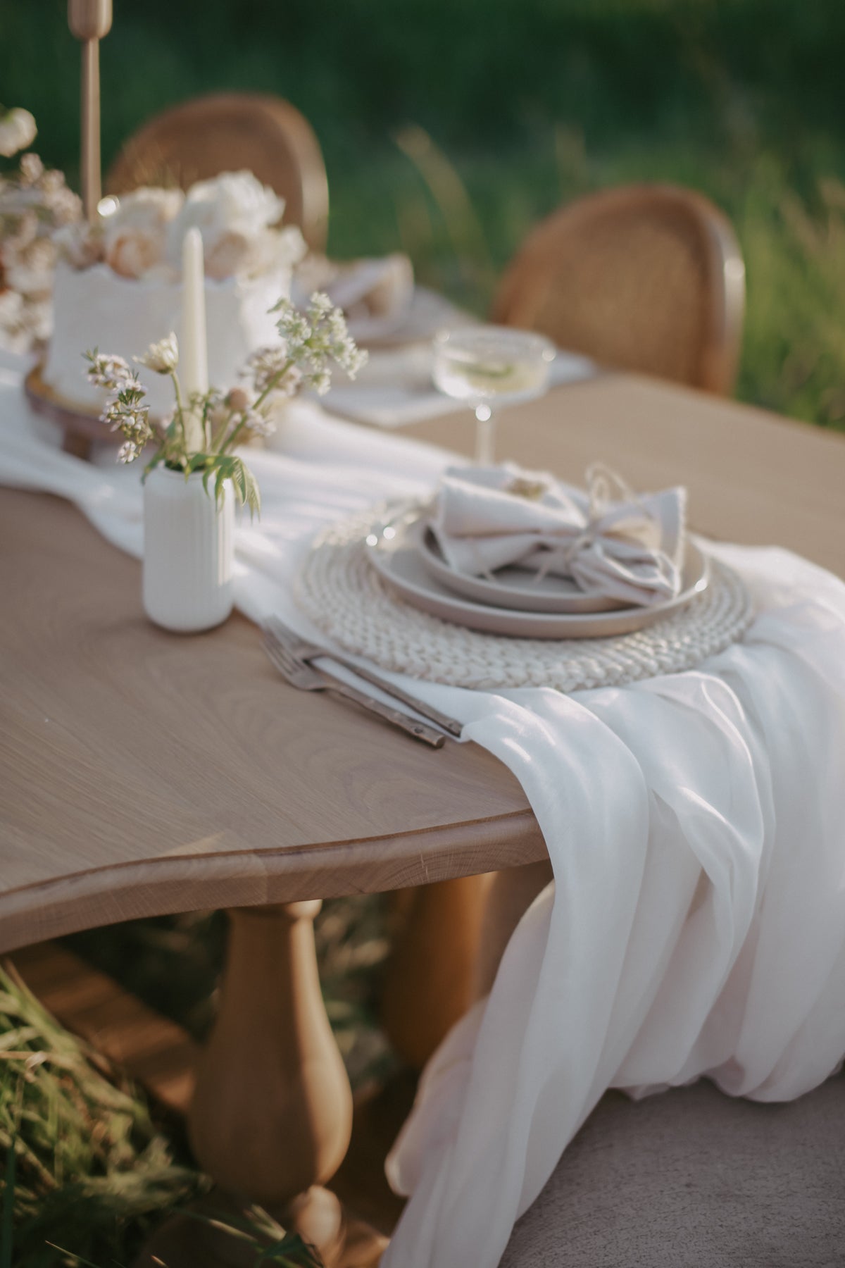 Olivia Dining Table