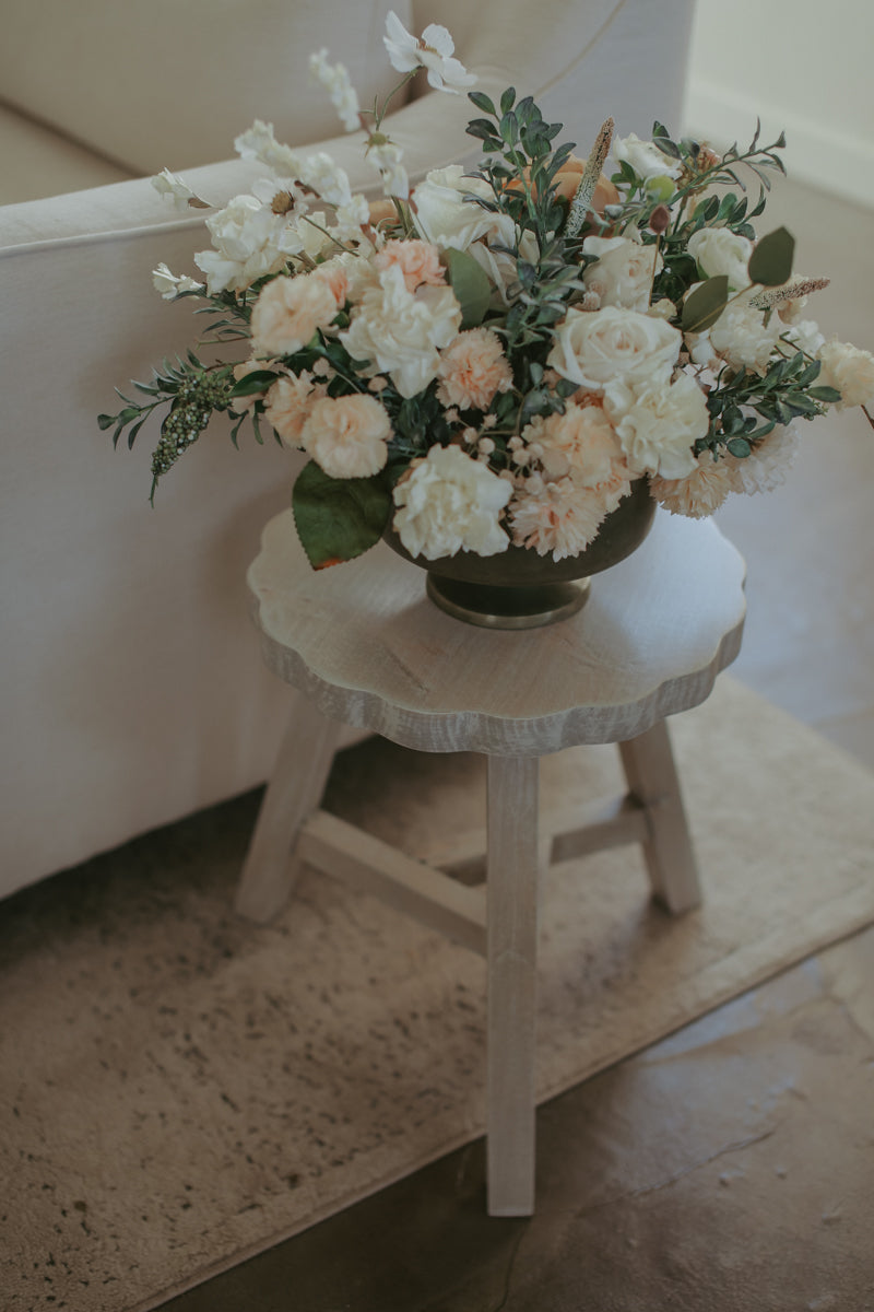 Isla scalloped Stool