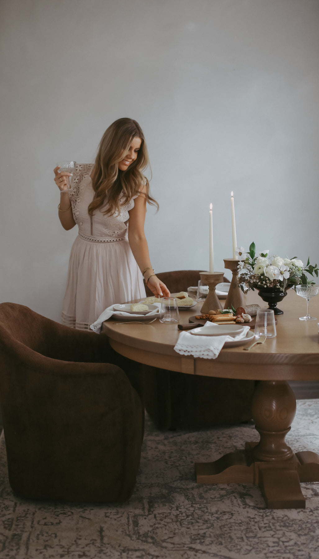 Charlotte Round Dining Table