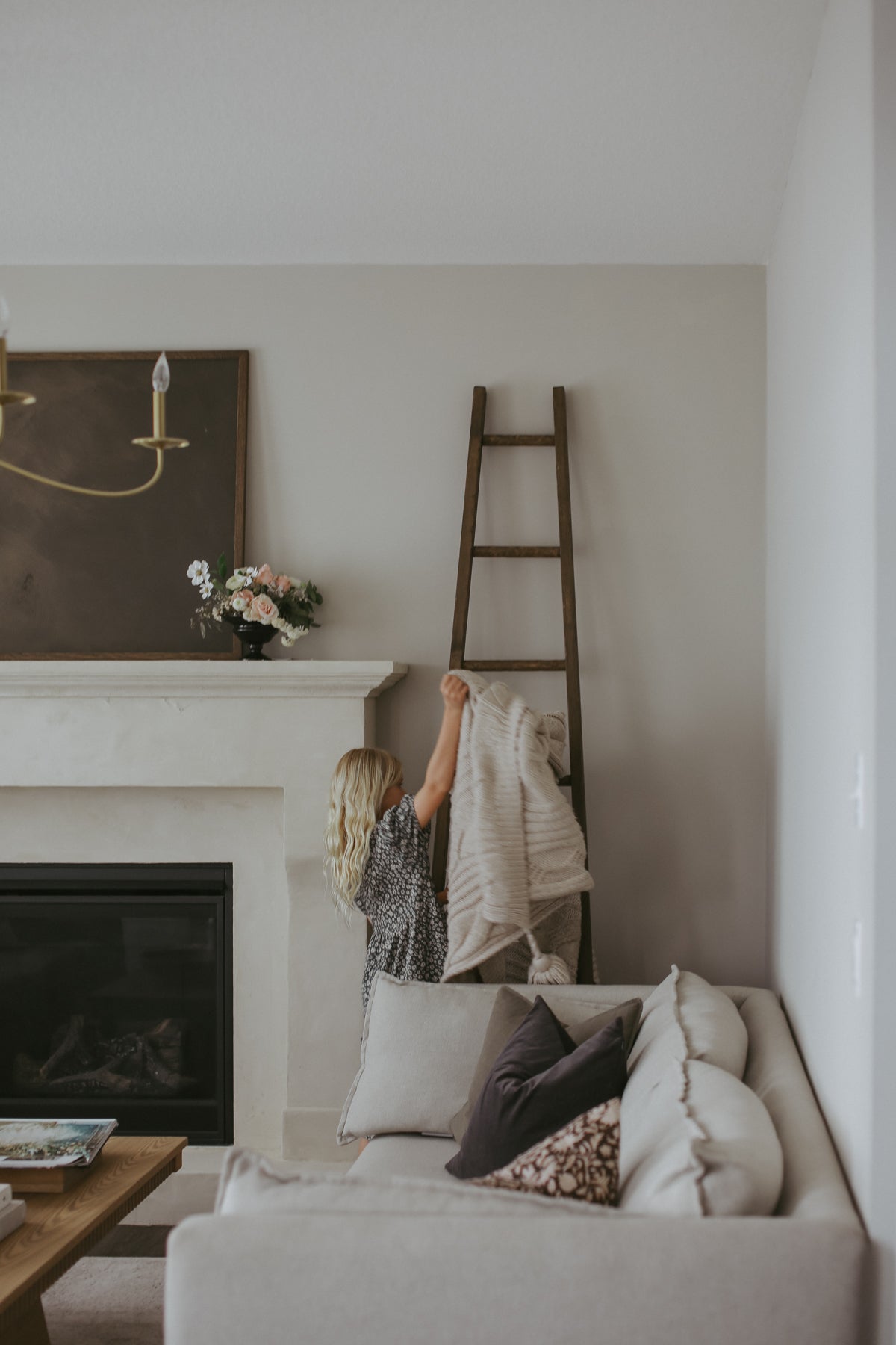 Farmhouse Blanket Ladder