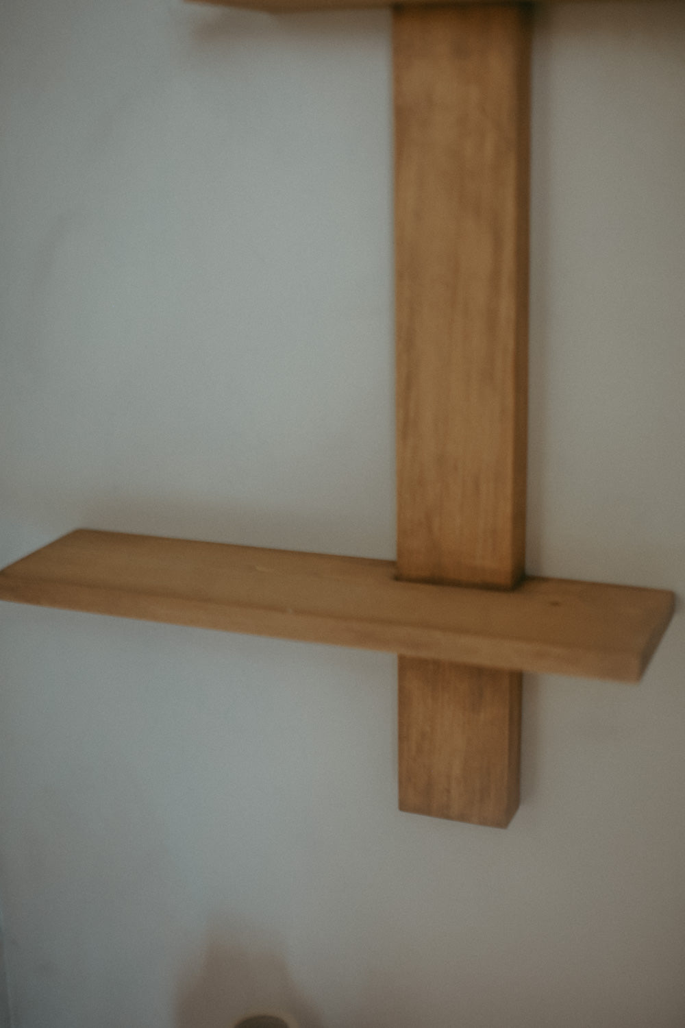 Waverly Shelf