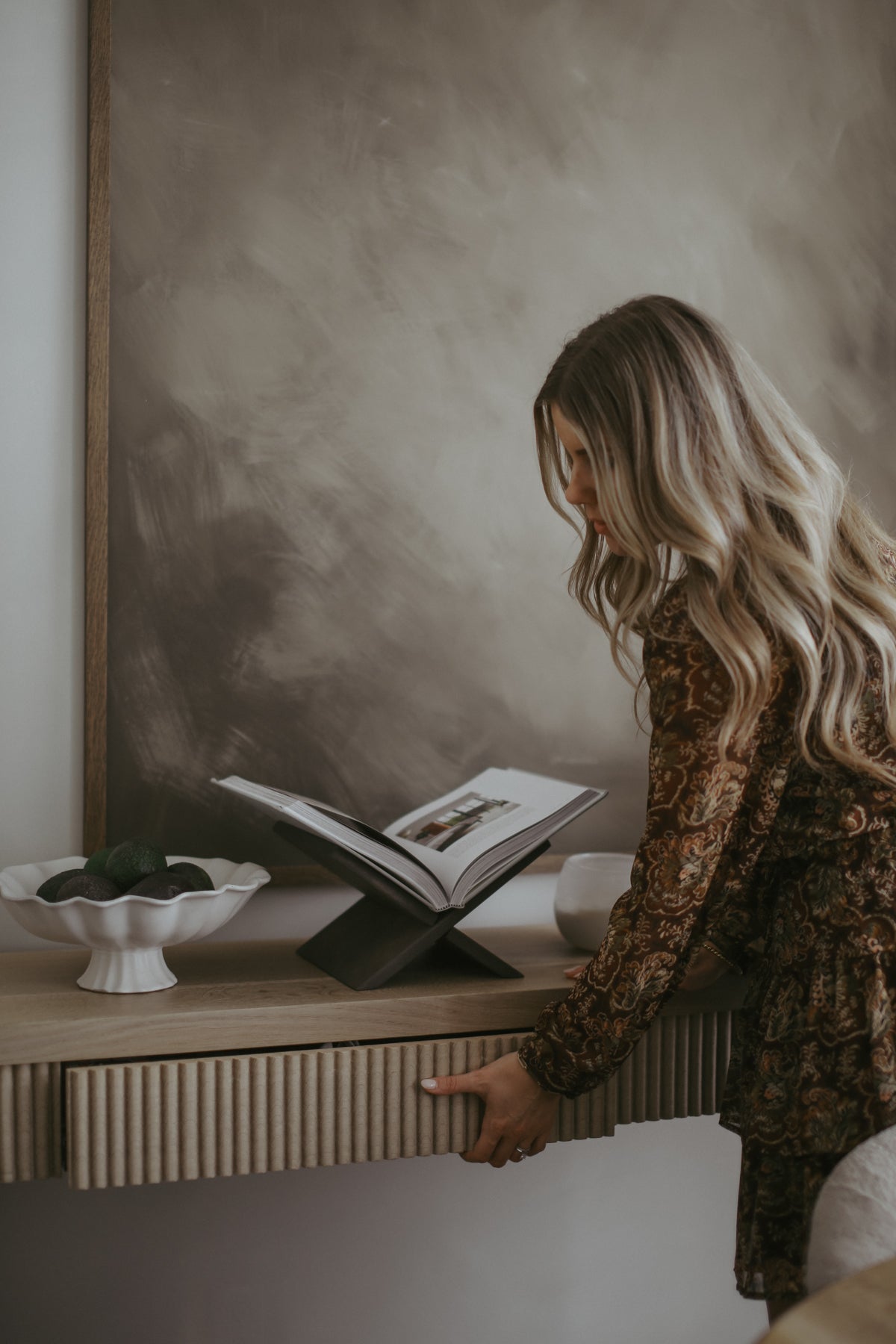 Heritage Book Stand