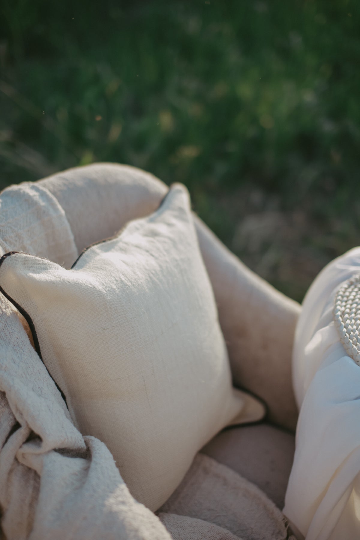 Jute Scalloped Pillow