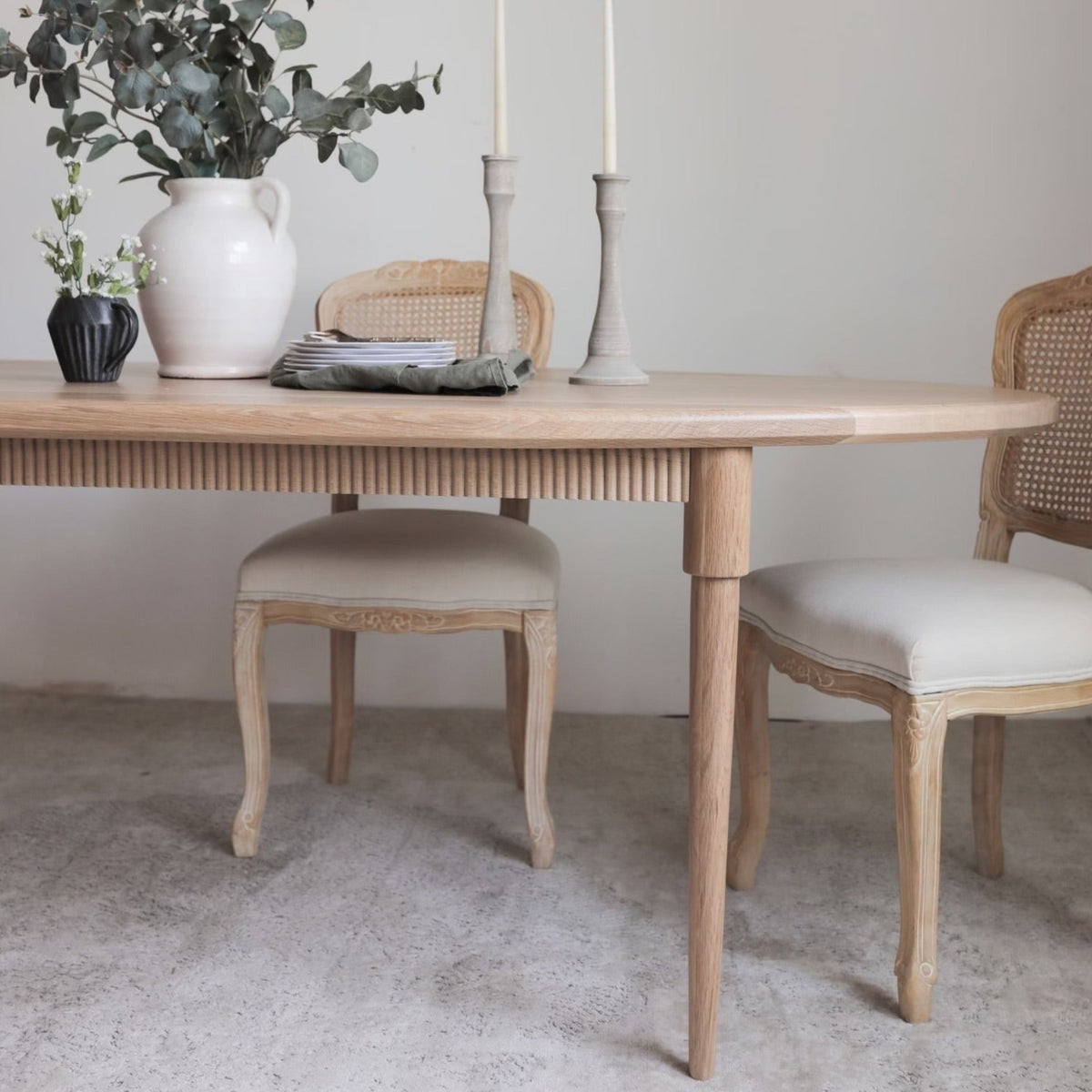 Isabella Dining Table with Reeding