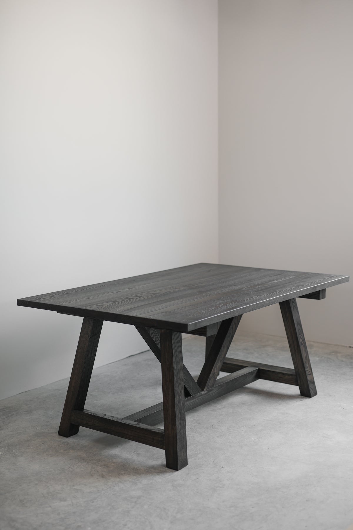 Riley Dining Table