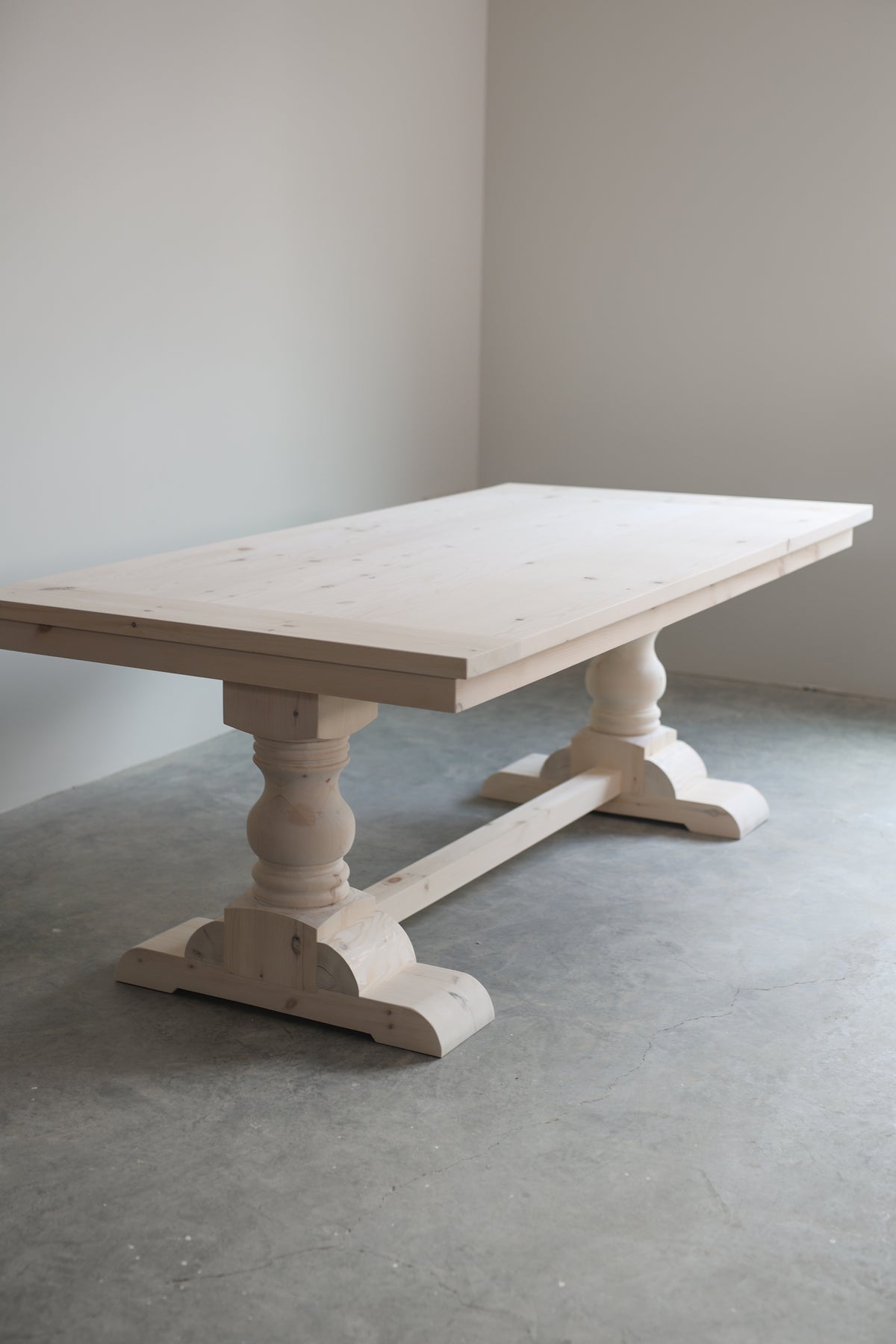 Heritage Traditional Dining Table