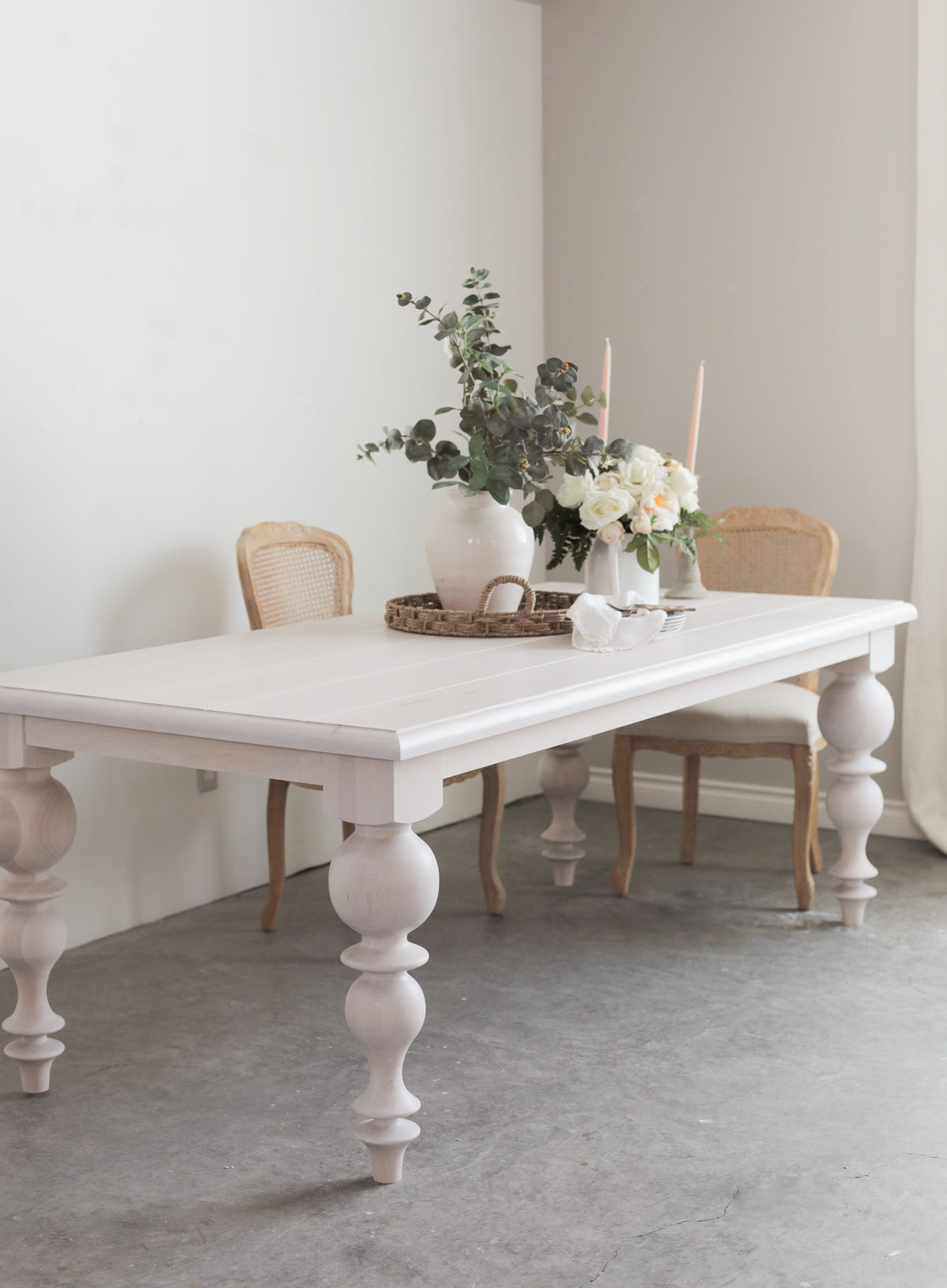 Alice Dining Table